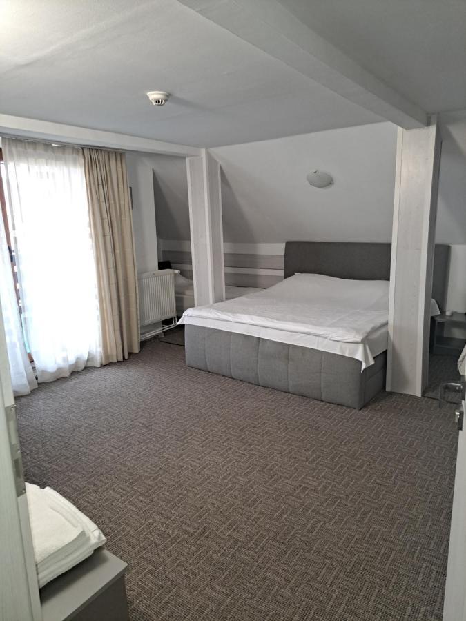 Casa Anemyra Hotell Săcele Eksteriør bilde