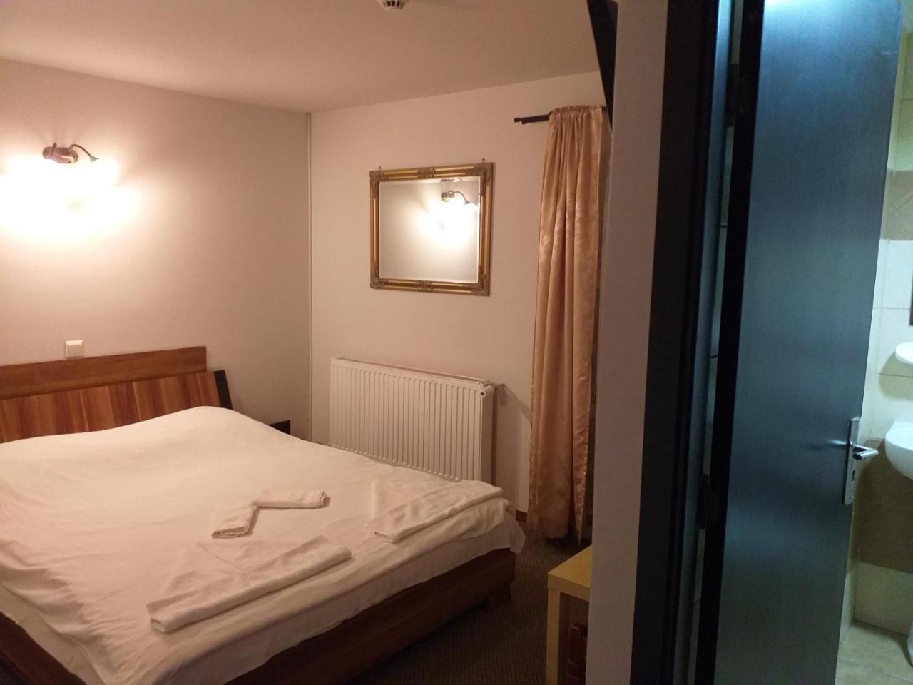 Casa Anemyra Hotell Săcele Eksteriør bilde