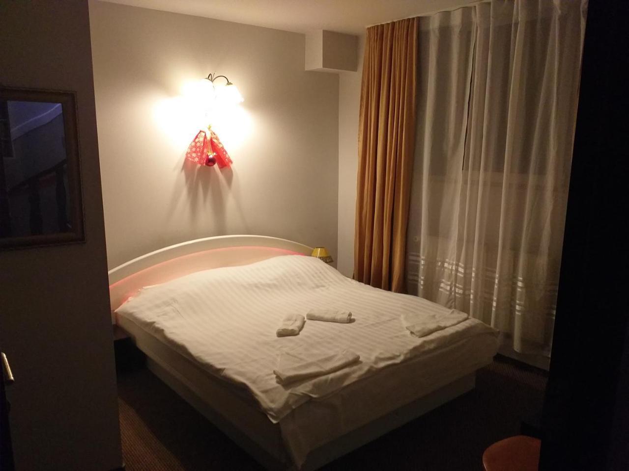 Casa Anemyra Hotell Săcele Eksteriør bilde