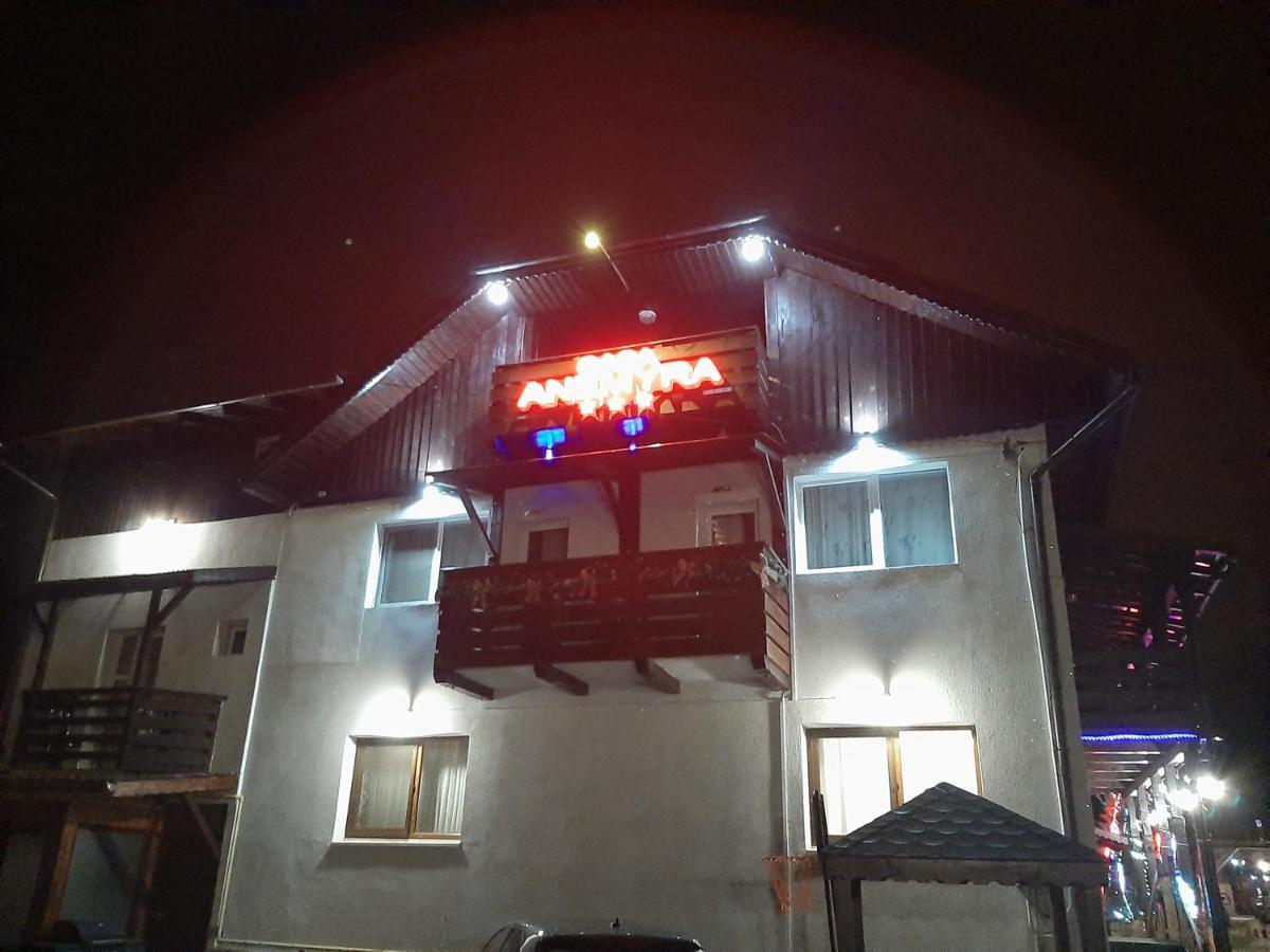Casa Anemyra Hotell Săcele Eksteriør bilde